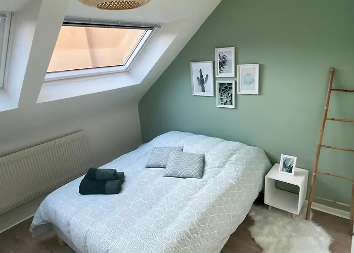 Hypercentre - Petite Venise - Rénové 2 *